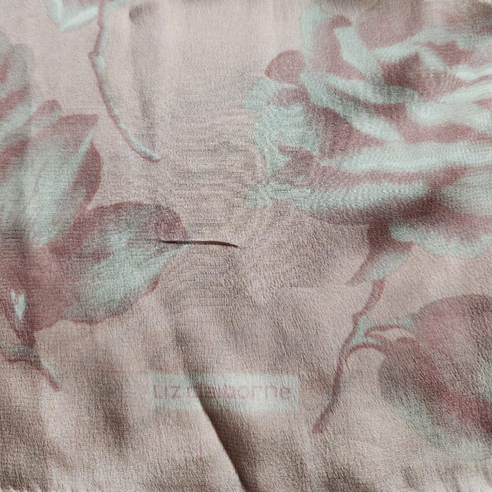 2/$20 SALE! Lovely Liz Claiborne Scarf